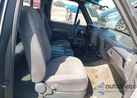 1990 Ford F250 z USA, uszkodzony, nr VIN 1FTHX25G3LKA09168